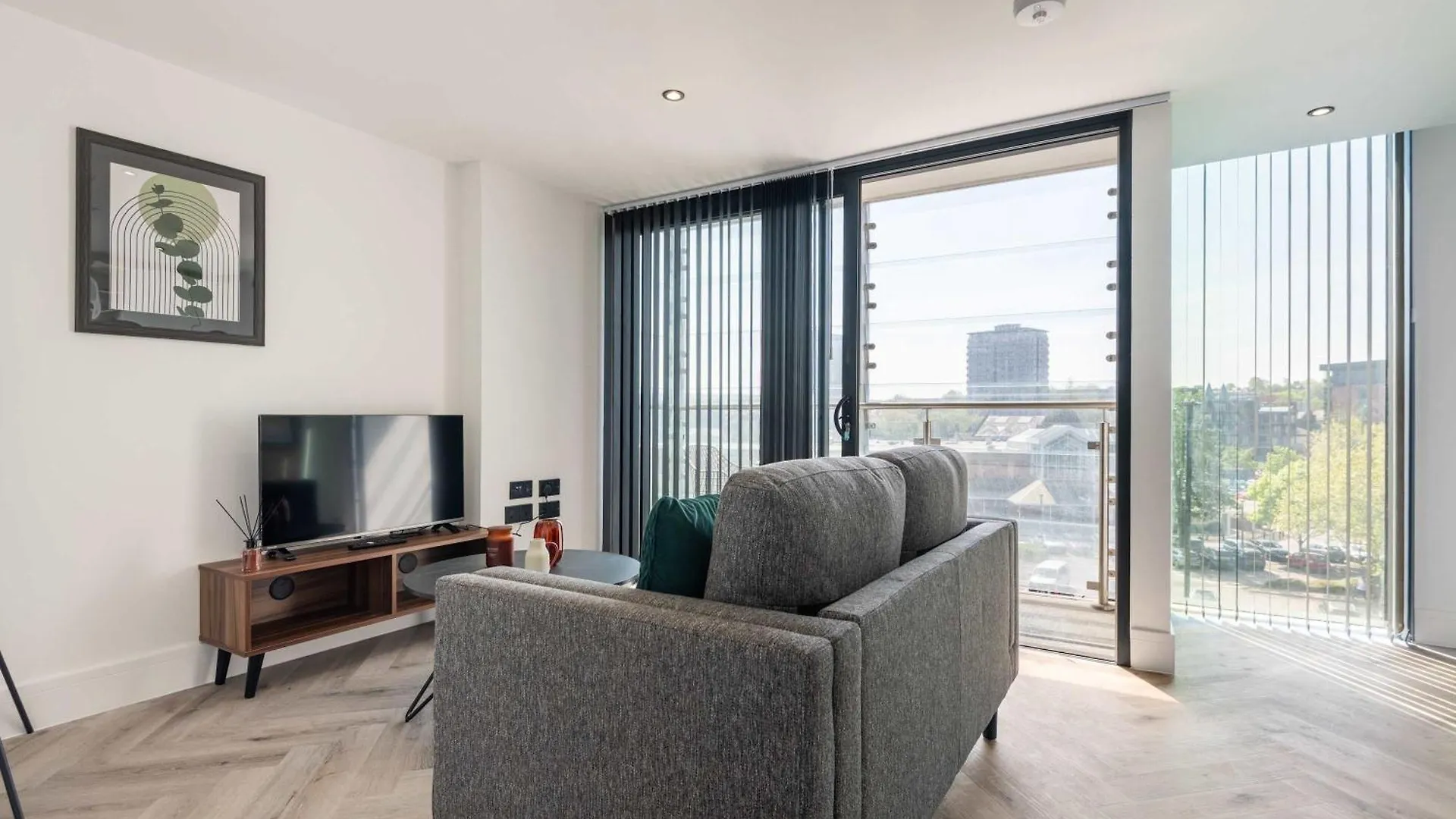 Stunning 1 Bedroom Apartment In Central Σέφιλντ